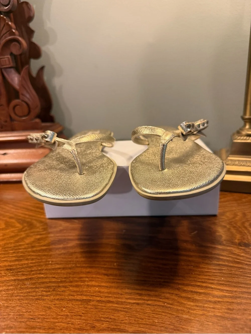 Burberry Metallic Leather Gold Studded Bow Thong Flip Flop Sandals Size 7.5 $695